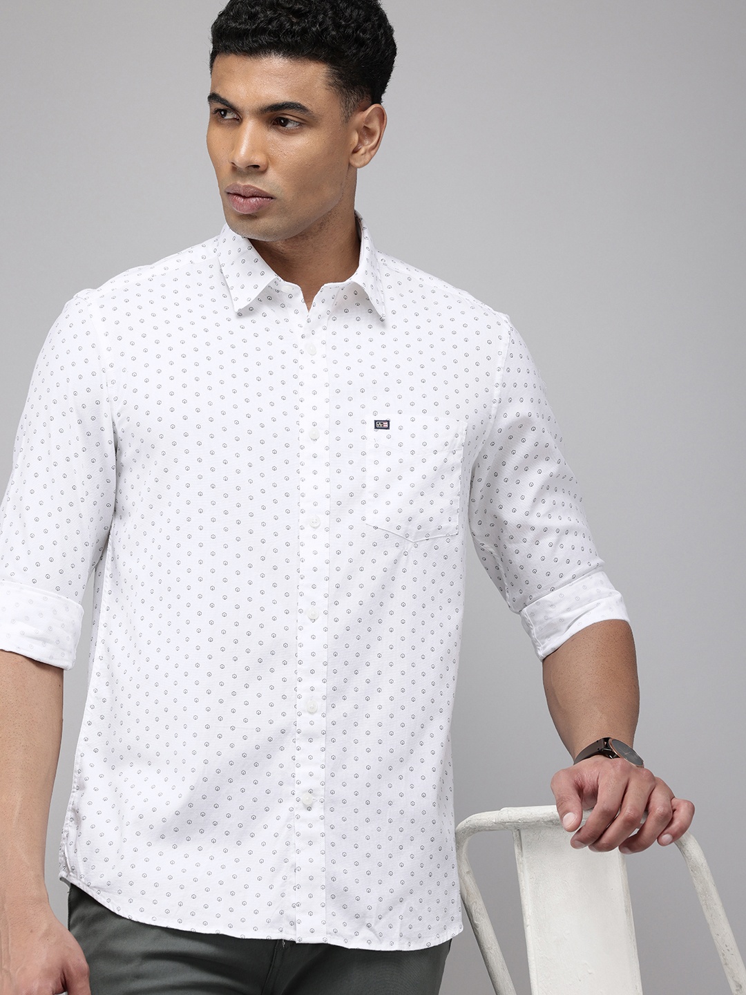 

Arrow Sport Manhattan Slim Fit Geometric Printed Pure Cotton Casual Shirt, White