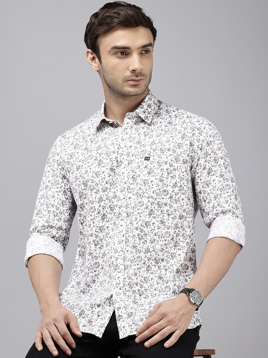 

Arrow Sport Pure Cotton Manhattan Slim Fit Ethnic Motifs Printed Casual Shirt, White
