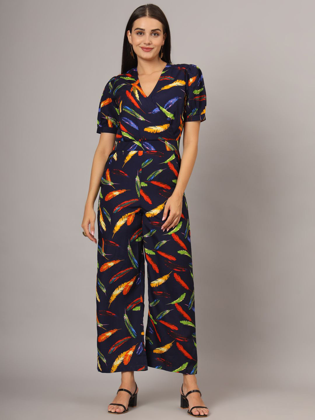 

BRINNS Printed V-Neck Basic Jumpsuit, Black