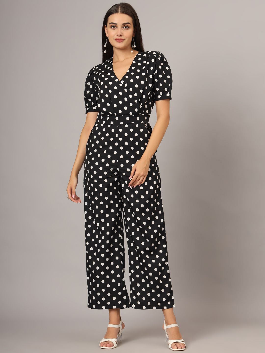 

BRINNS Printed V-Neck Basic Jumpsuit, Black