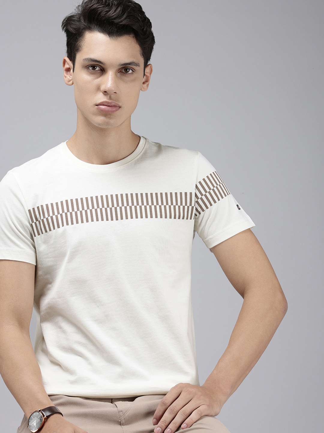 

Arrow Sport Geometric Printed Pure Cotton T-shirt, Off white