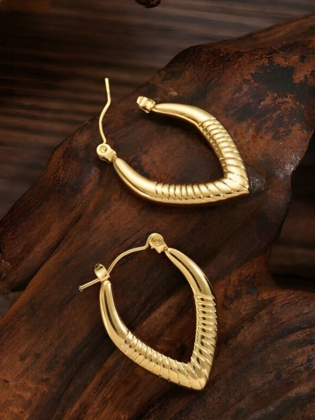 

KRYSTALZ Stainless Steel Gold-Plated Contemporary Hoop Earrings