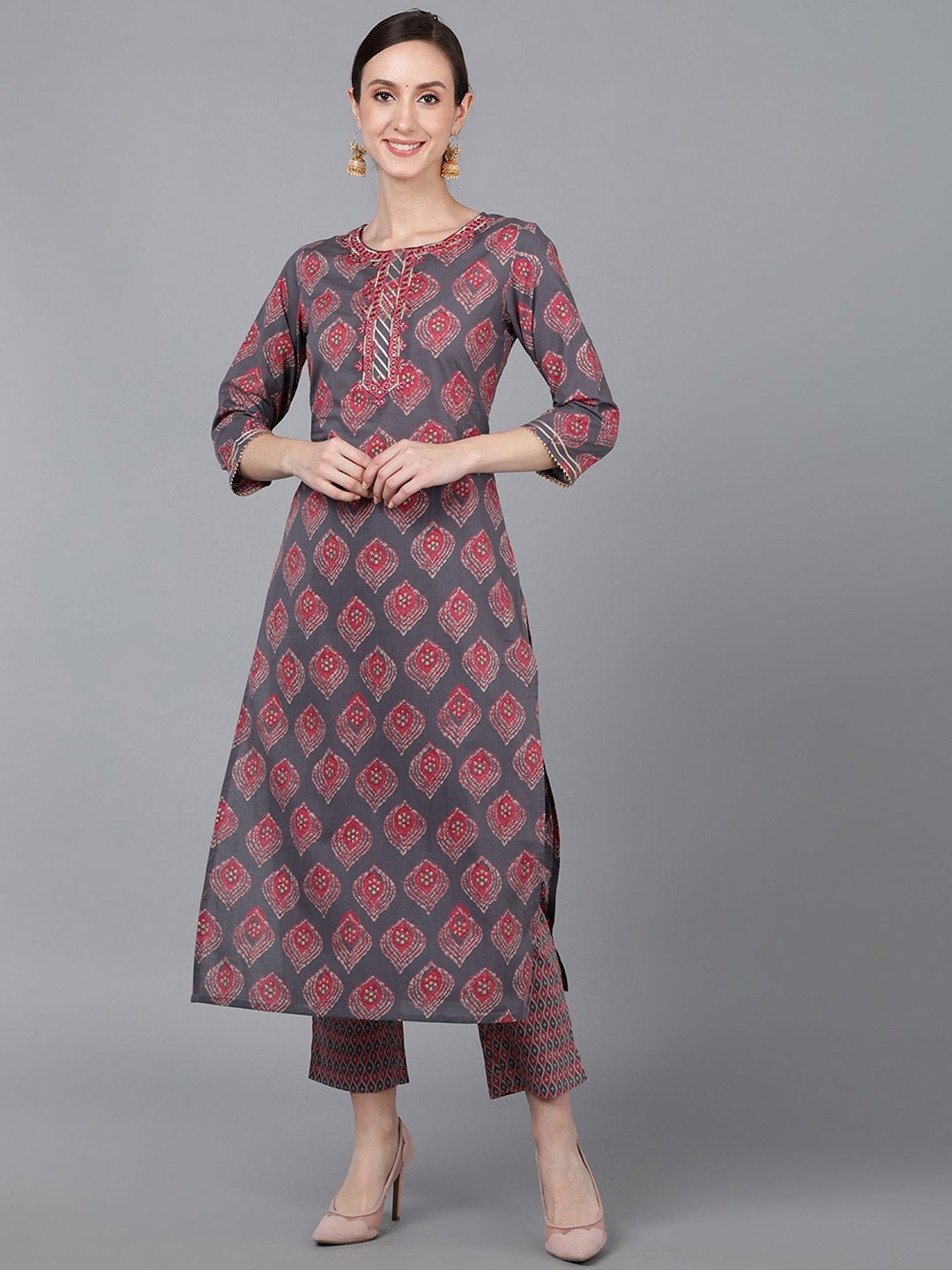 

KALINI Ethnic Motifs Printed Round Neck Gotta Patti Cotton Straight Kurta, Mauve