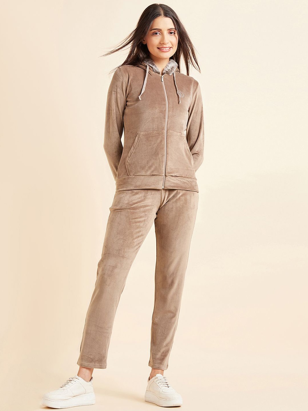 

Sweet Dreams Women Tracksuits, Beige