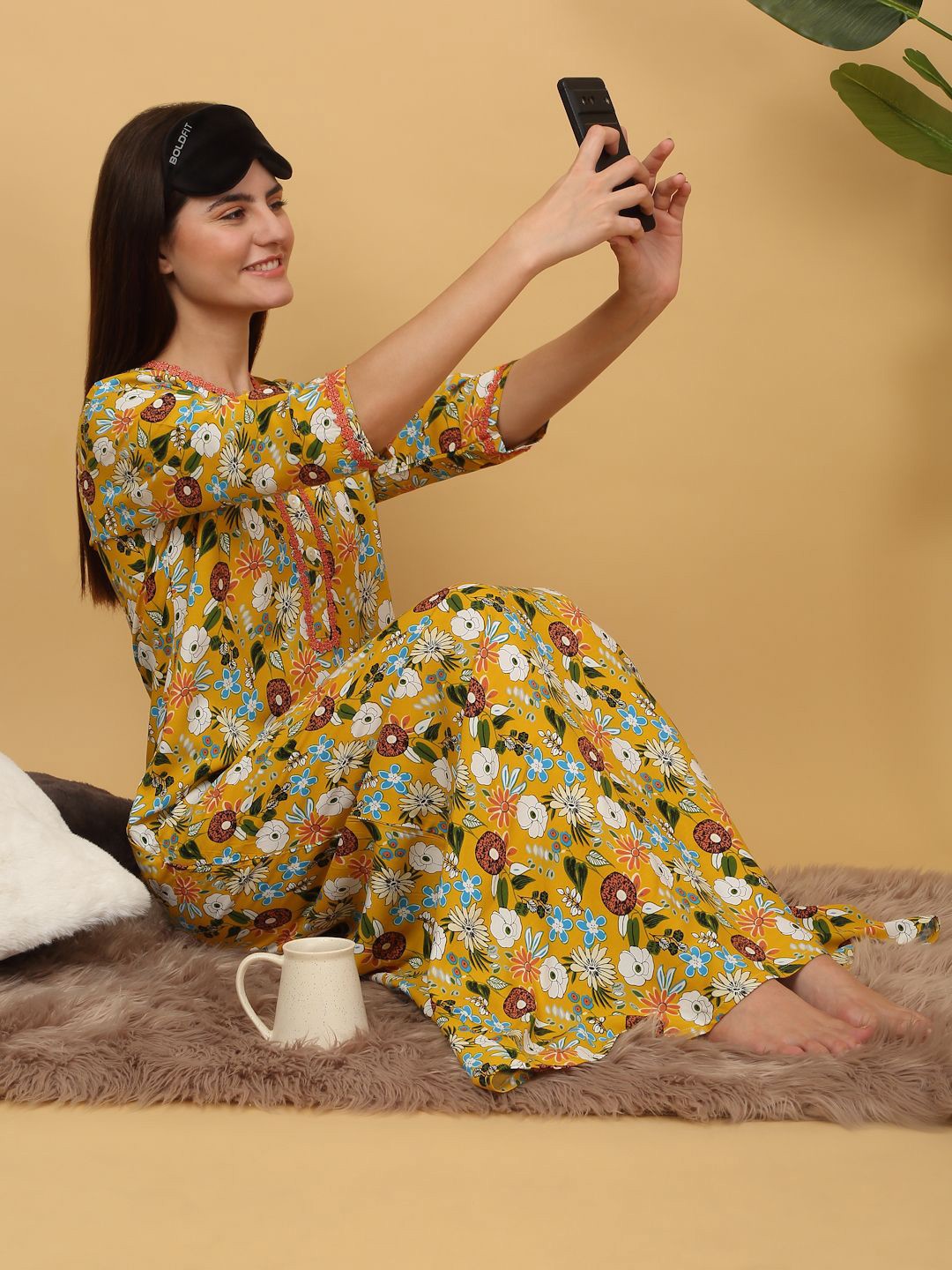 

Sweet Dreams Yellow & White Round Neck Printed Maxi Nightdress