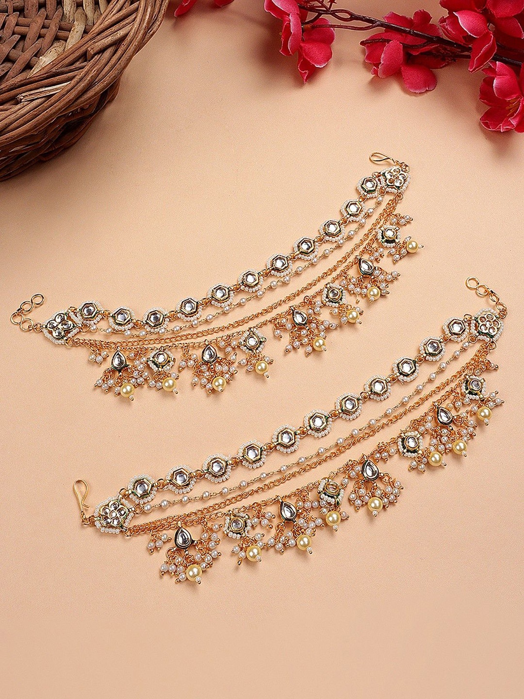

AURAA TRENDS Gold Plated Kundan Stone Studded Embellished Ear Chain