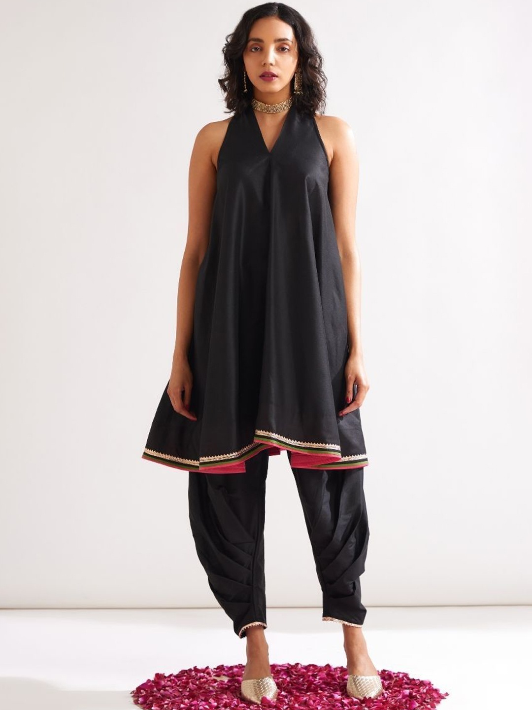 

Abhishti Halter Neck Regular A-Line Kurta With Trousers & Dupatta, Black