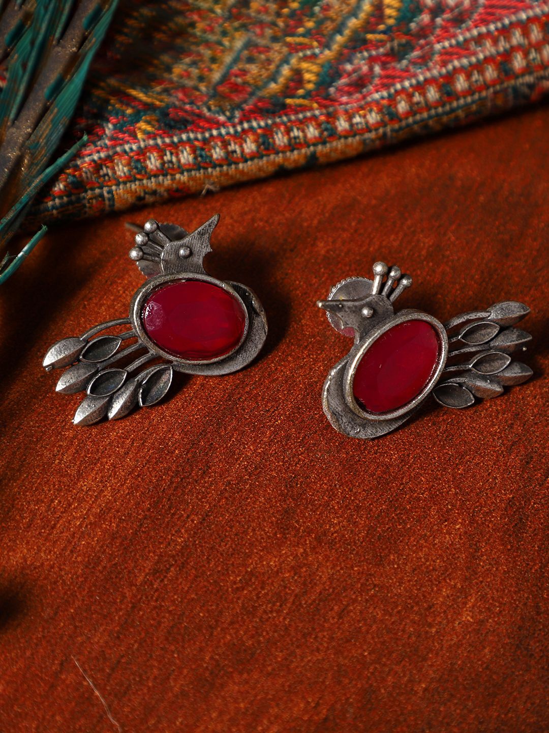 

VENI Silver-Plated Contemporary Drop Earrings