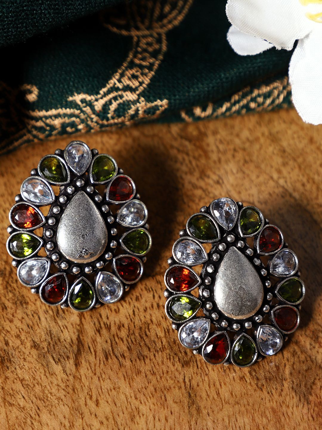 

VENI Silver-Plated Contemporary Drop Earrings