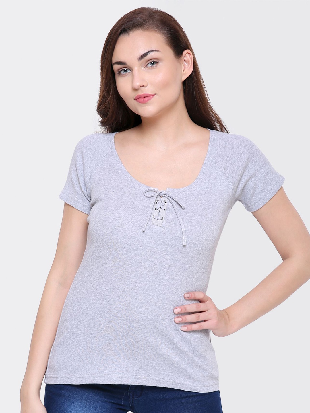 

Yaadleen Women Scoop Neck Short Sleeves Solid Top, Grey