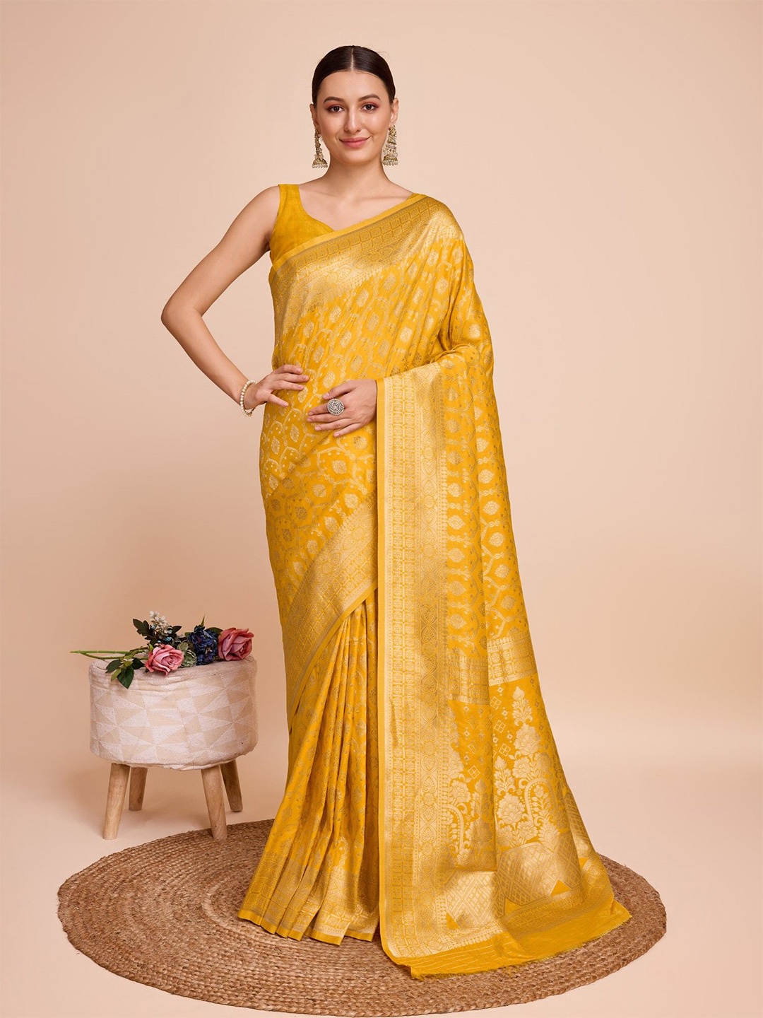 

LeeliPeeri Designer Woven Design Zari Banarasi Saree, Yellow