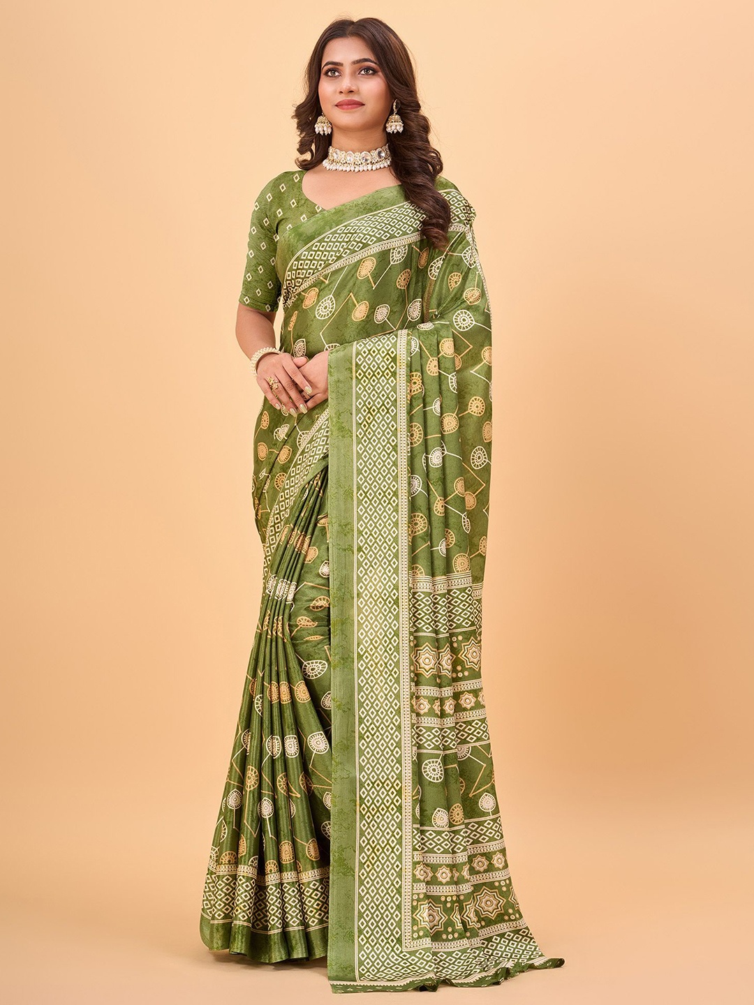 

NIRMAL CREATION Ethnic Motifs Saree, Green