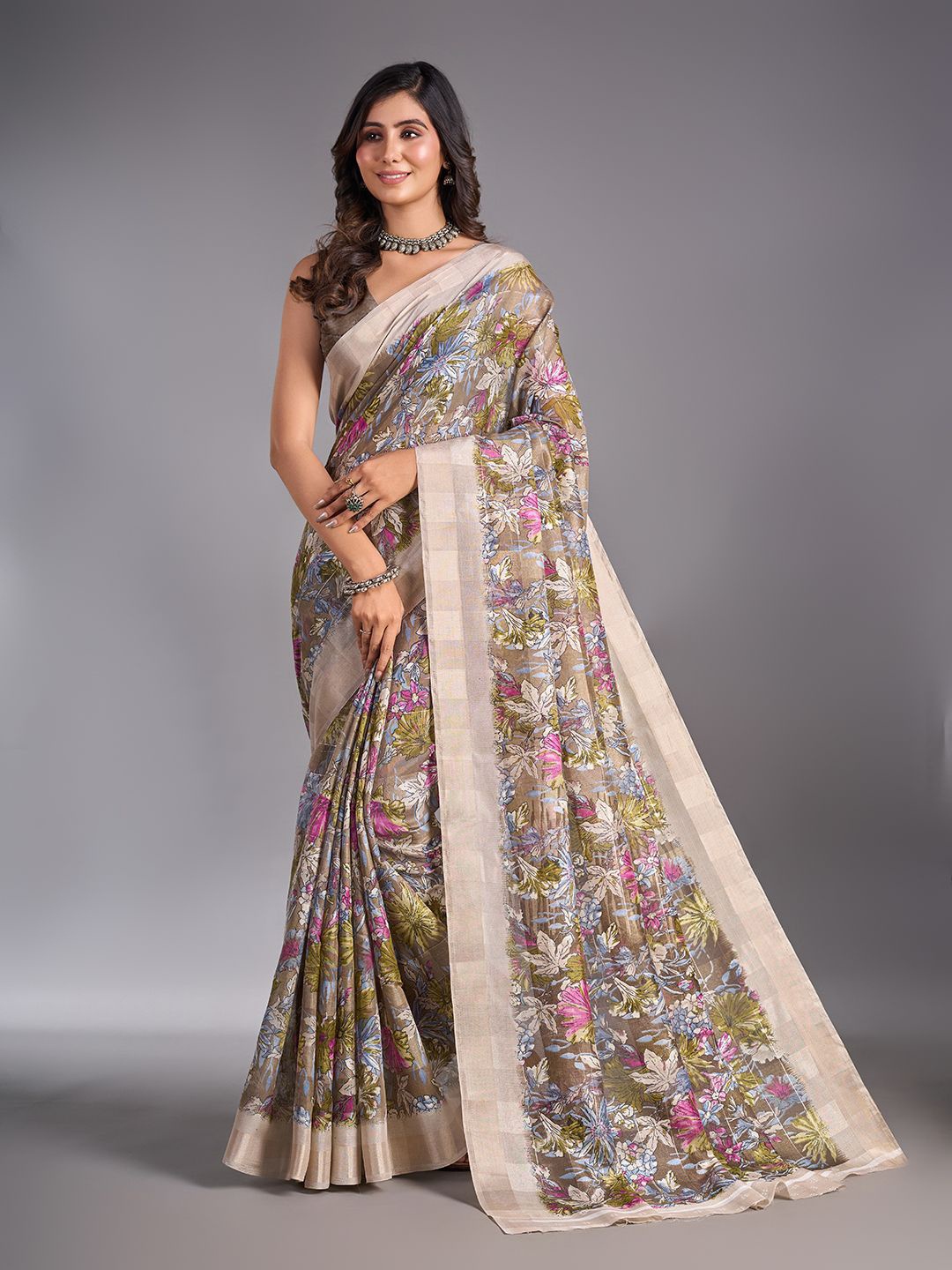 

NIRMAL CREATION Floral Maheshwari Saree, Grey