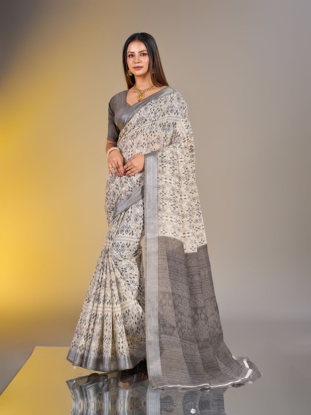 

NIRMAL CREATION Ethnic Motifs Zari Maheshwari Saree, Grey