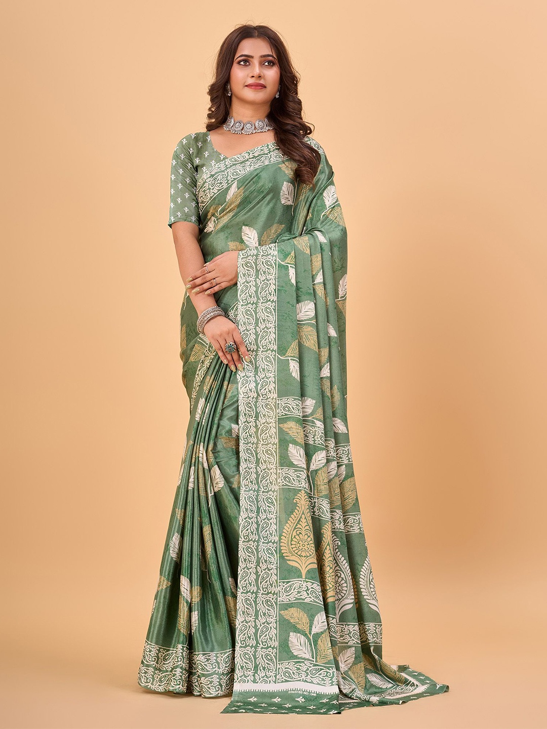 

NIRMAL CREATION Floral Poly Crepe Saree, Green