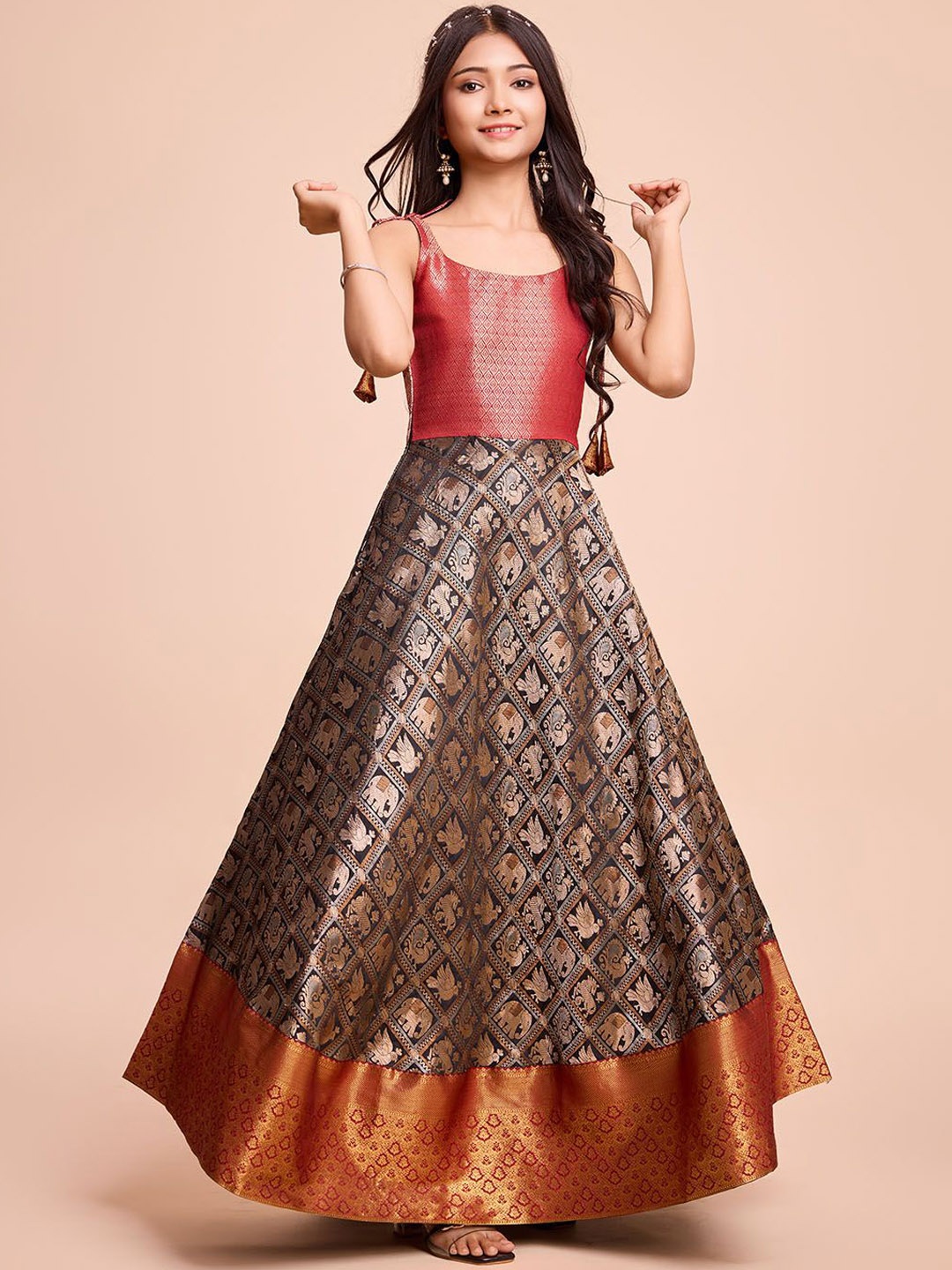 

Tasarika Girls Ethnic Motifs Printed Fit & Flare Silk Maxi Ethnic Dress, Black