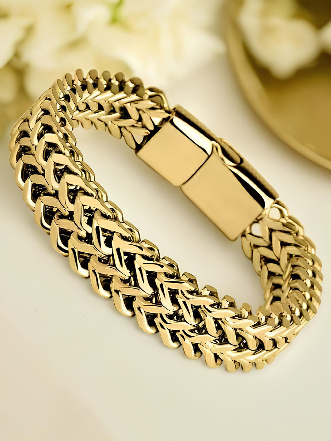 

KARISHMA KREATIONS Unisex Gold-Plated Link Bracelet