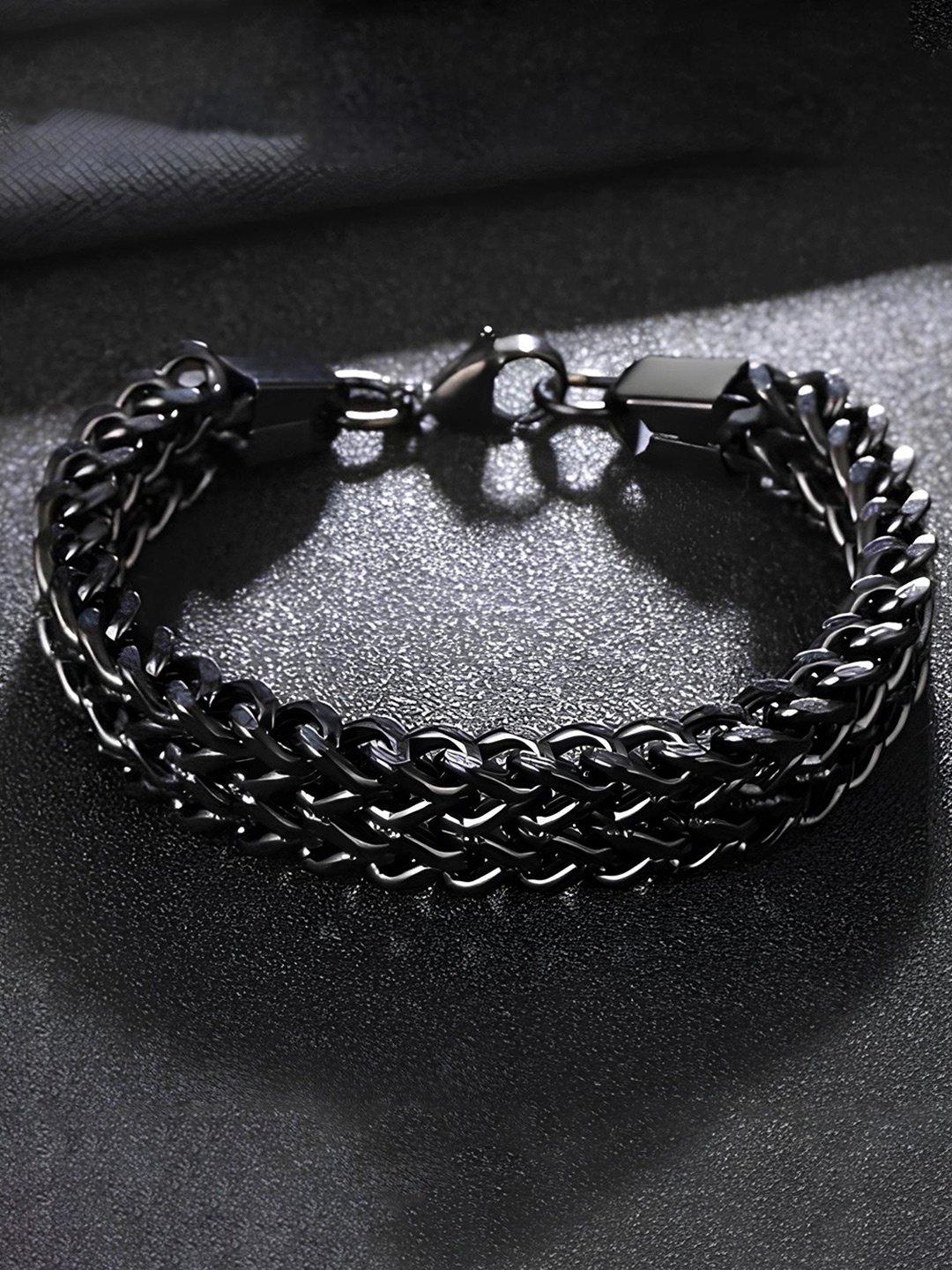 

KARISHMA KREATIONS Unisex Link Bracelet, Black