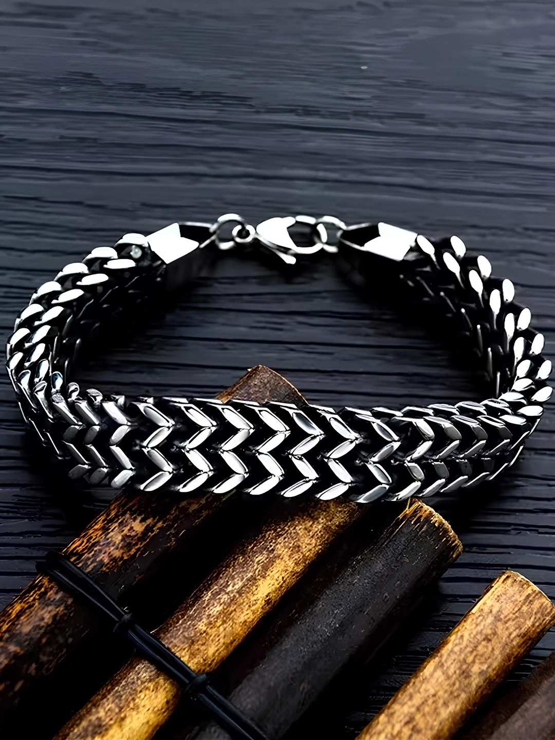 

KARISHMA KREATIONS Men Silver-Plated Wraparound Bracelet