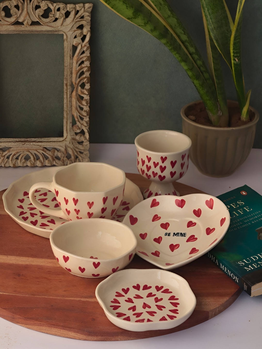 

WEAVING HOMES White & Red 6 Pieces Printed Matte Finished Ceramic Tea Set