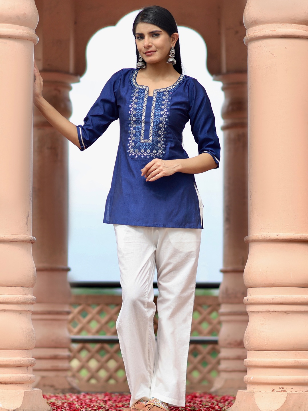 

Libas Women Ethnic Motifs Embroidered Kurti, Blue