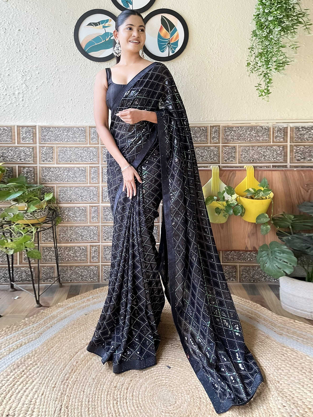 

Panzora Embellished Sequinned Saree, Black