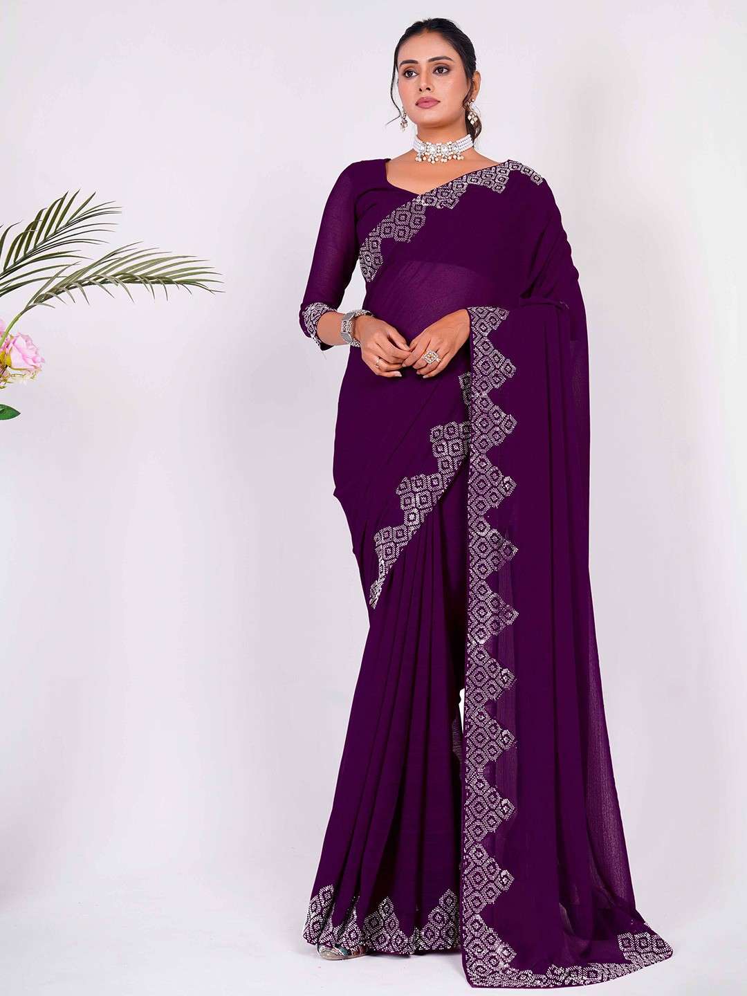 

Panzora Beads and Stones Saree, Purple
