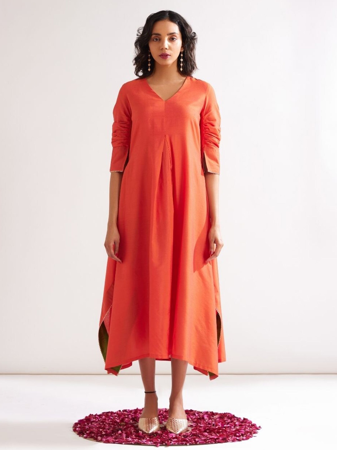 

Abhishti Women A-Line Midi Dress, Orange