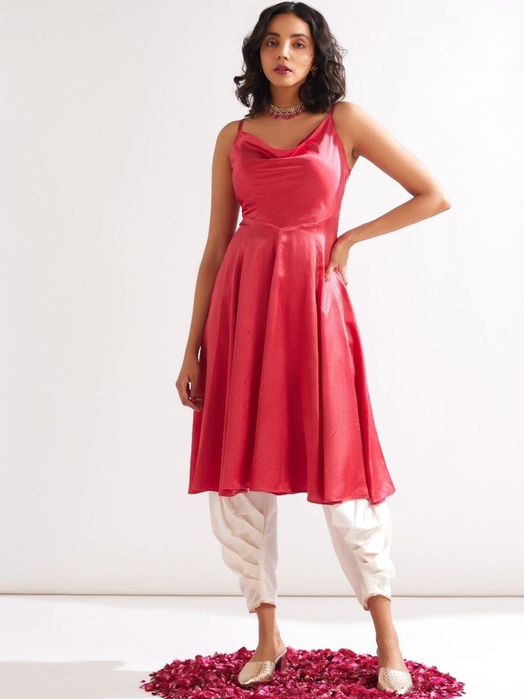 

Abhishti Cowl Neck A-Line Kurta, Pink