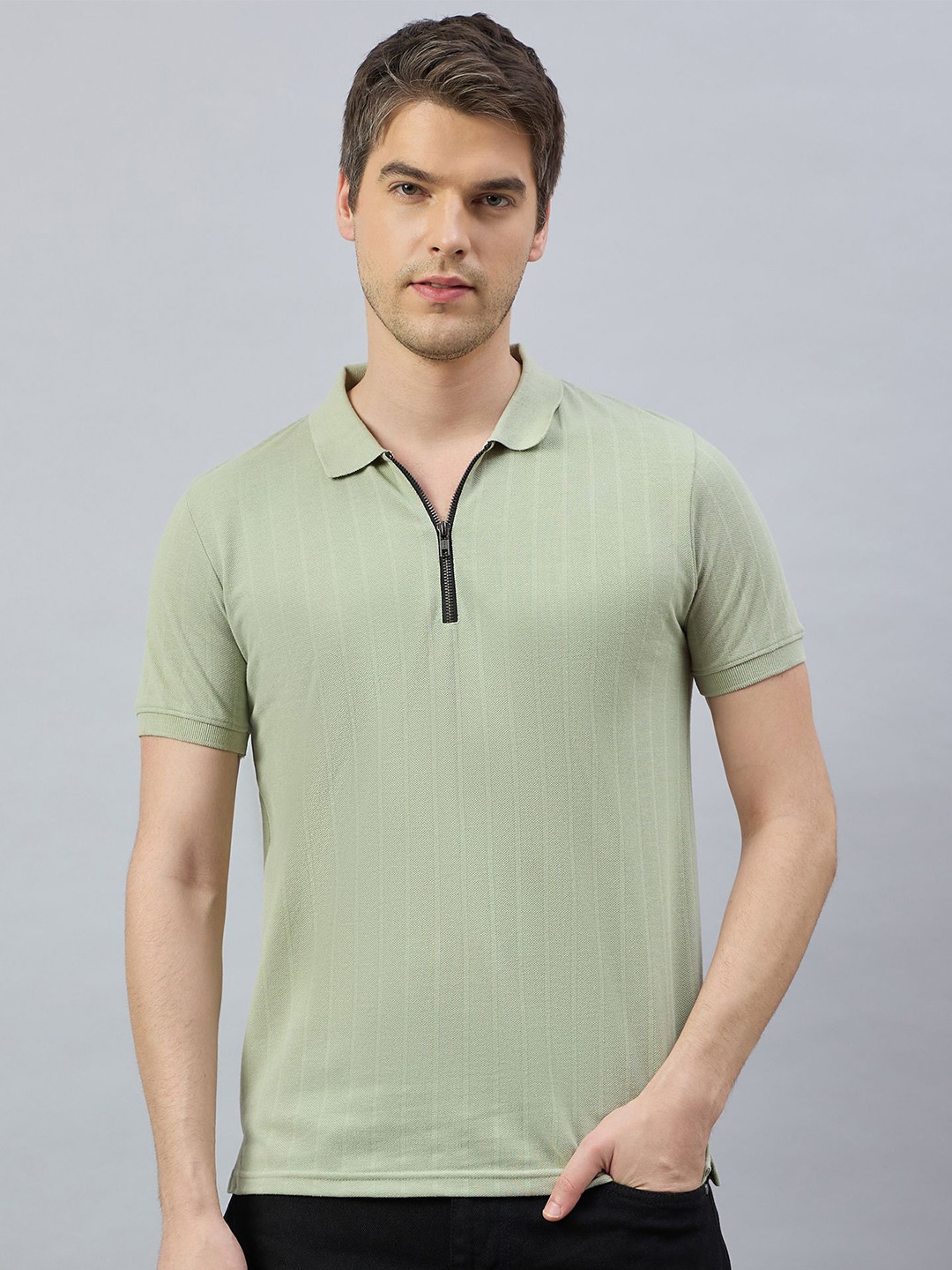 

REPRISE Men Solid Polo Collar T-shirt, Green