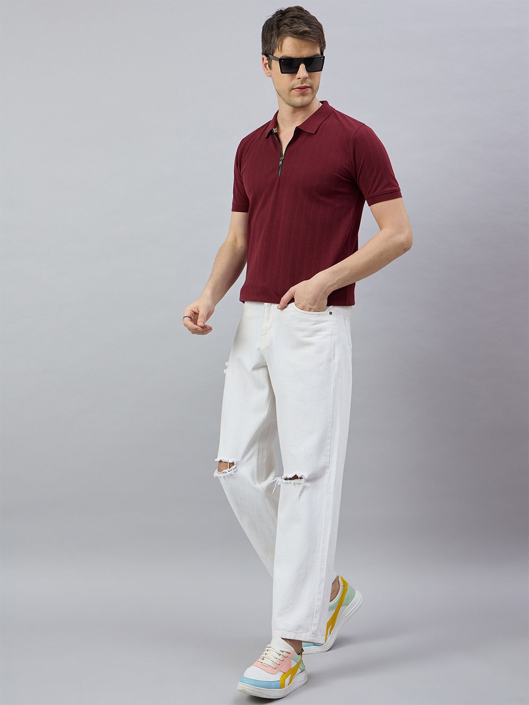 

REPRISE Men Solid Polo Collar T-shirt, Maroon