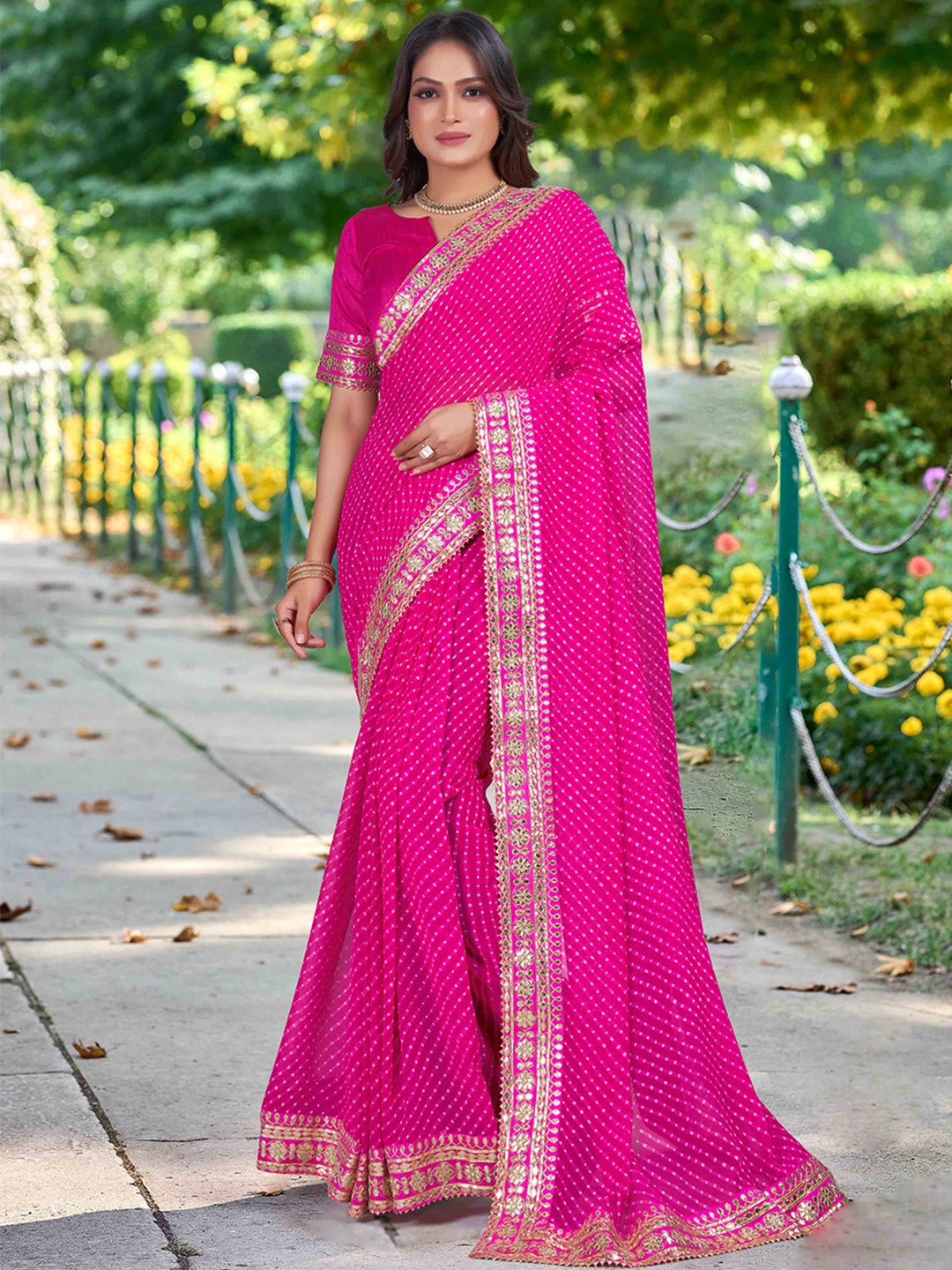 

Panzora Embroidered Bandhani Saree, Pink