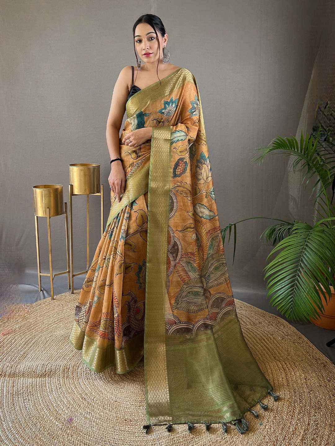 

RV CREATION Kalamkari Zari Saree, Green