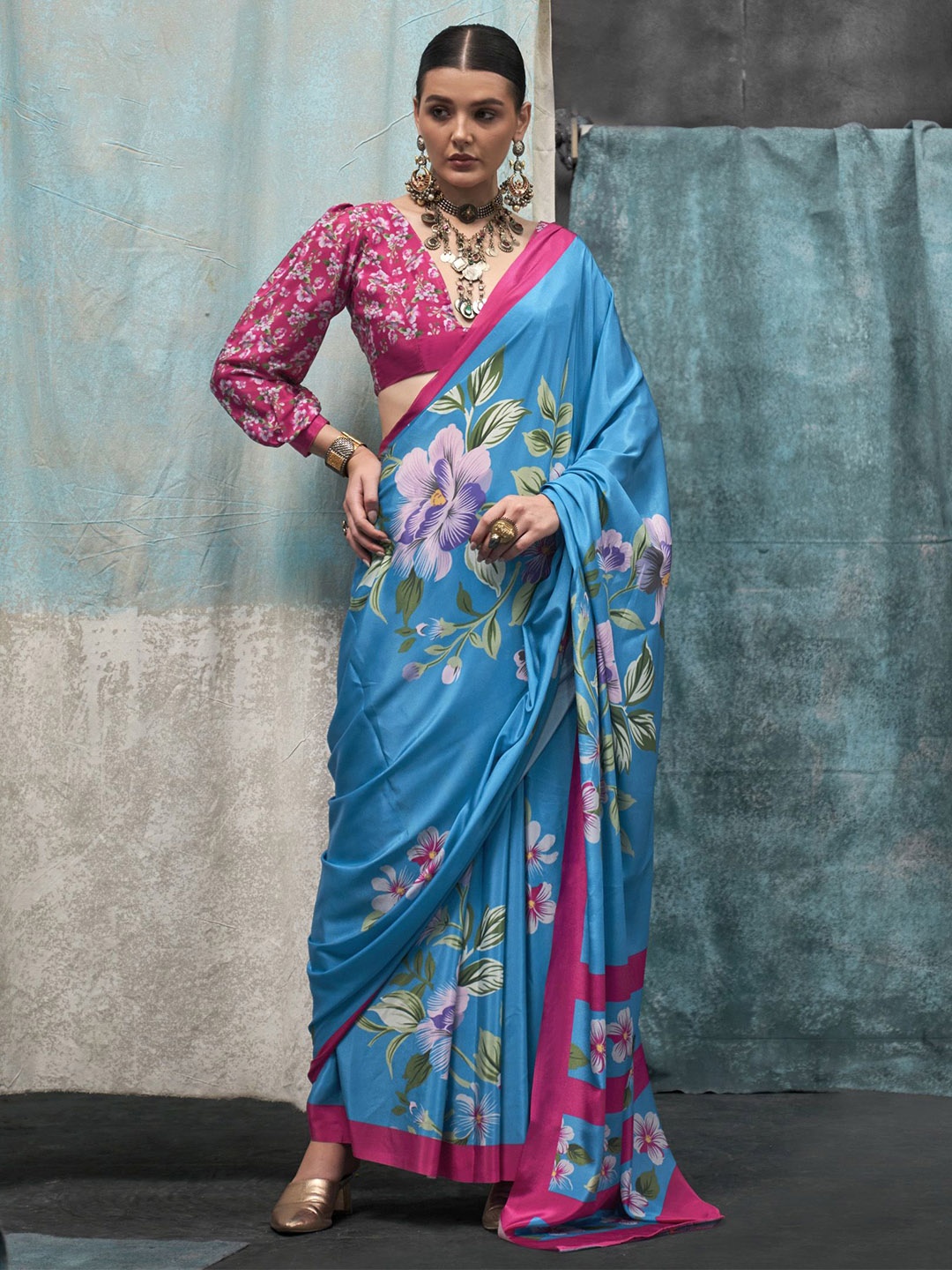 

elora Floral Printed Saree, Turquoise blue