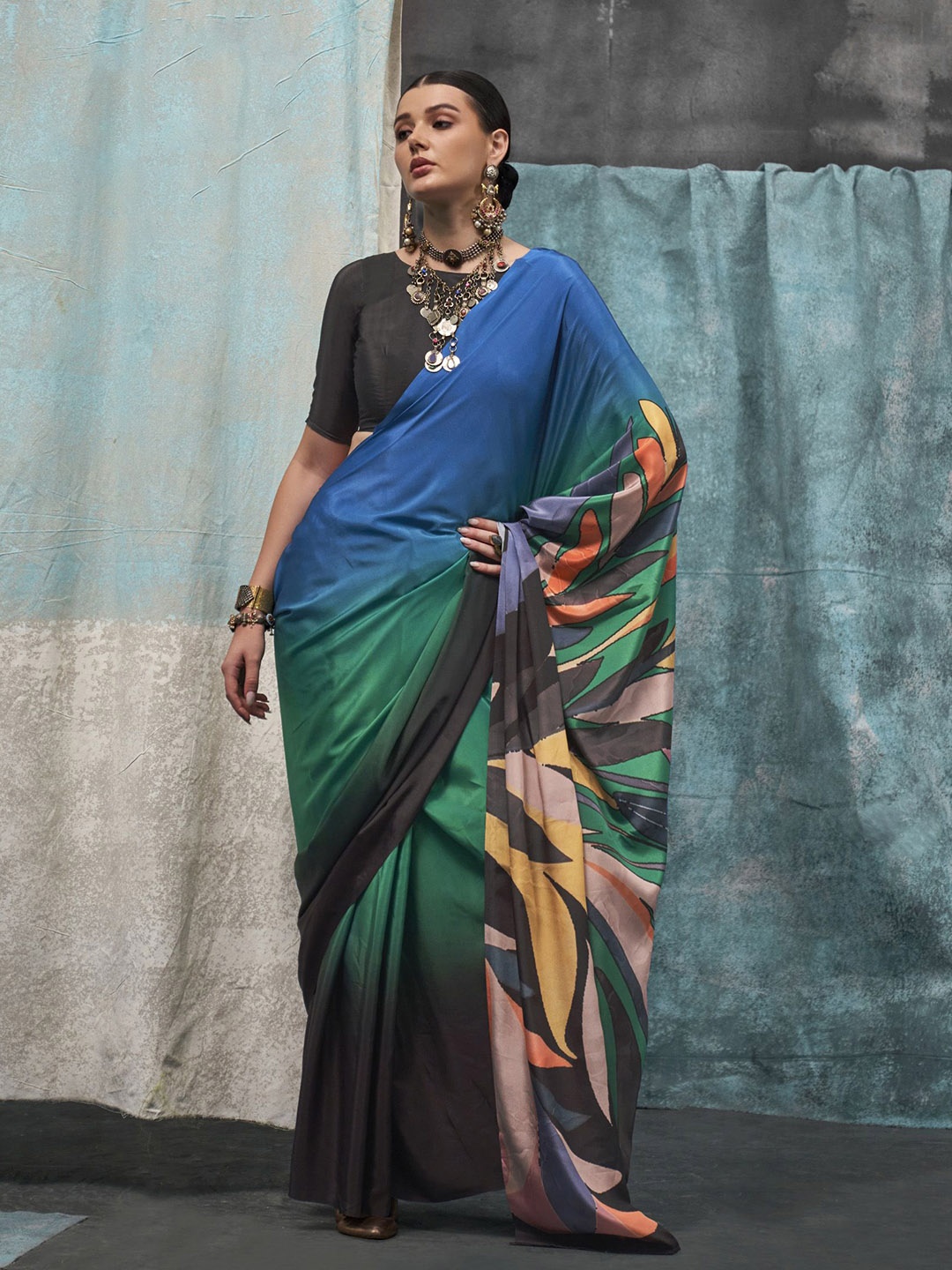 

elora Printed Ombre Saree, Blue