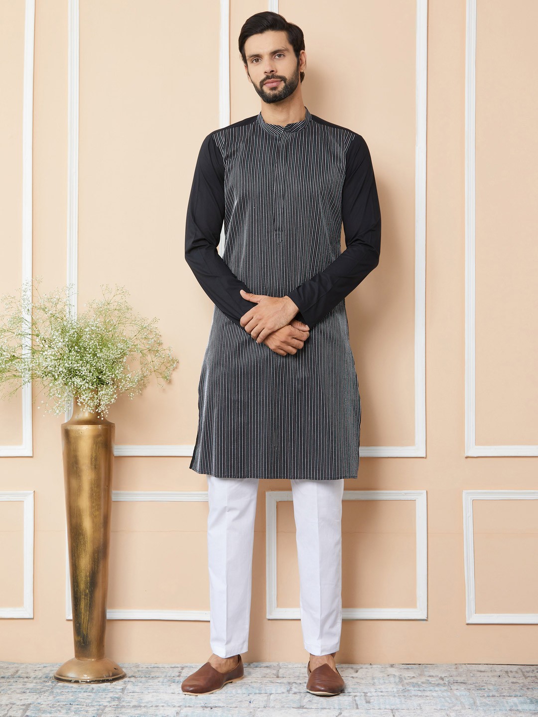 

See Designs Striped Thread Work Pure Cotton Straight Kurta With Pyjamas, Black