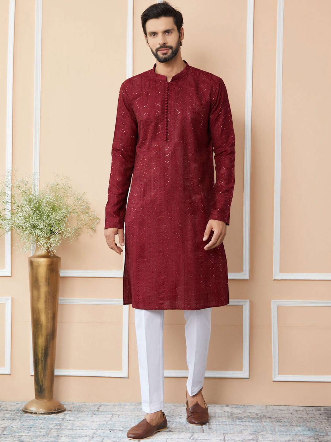 

See Designs Floral Embroidered Regular Sequinned Chanderi Silk Kurta with Pyjamas, Maroon