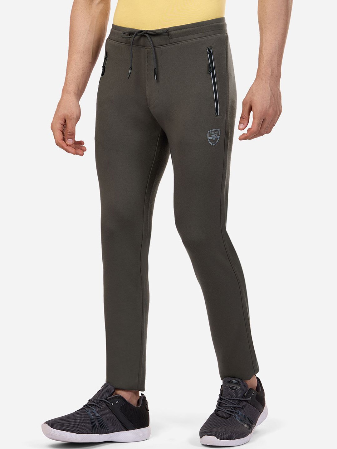 

beevee SS24 Men Mid-Rise Track Pants, Grey