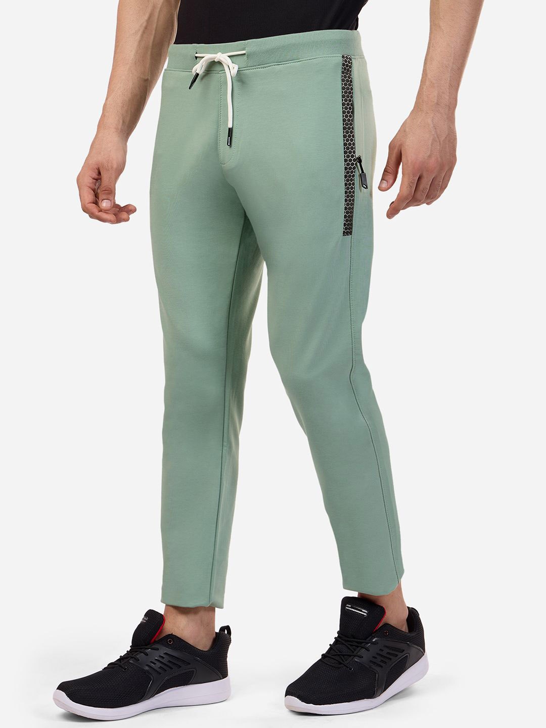 

beevee Men Mid-Rise Track Pants, Green