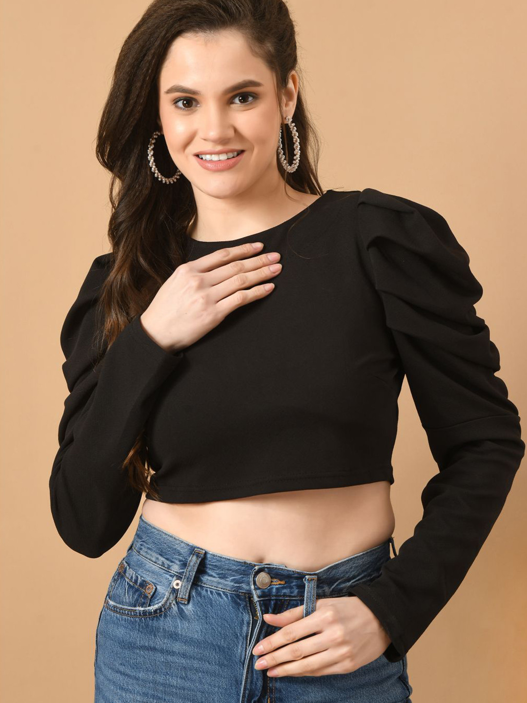 

IUGA Crop Top, Black