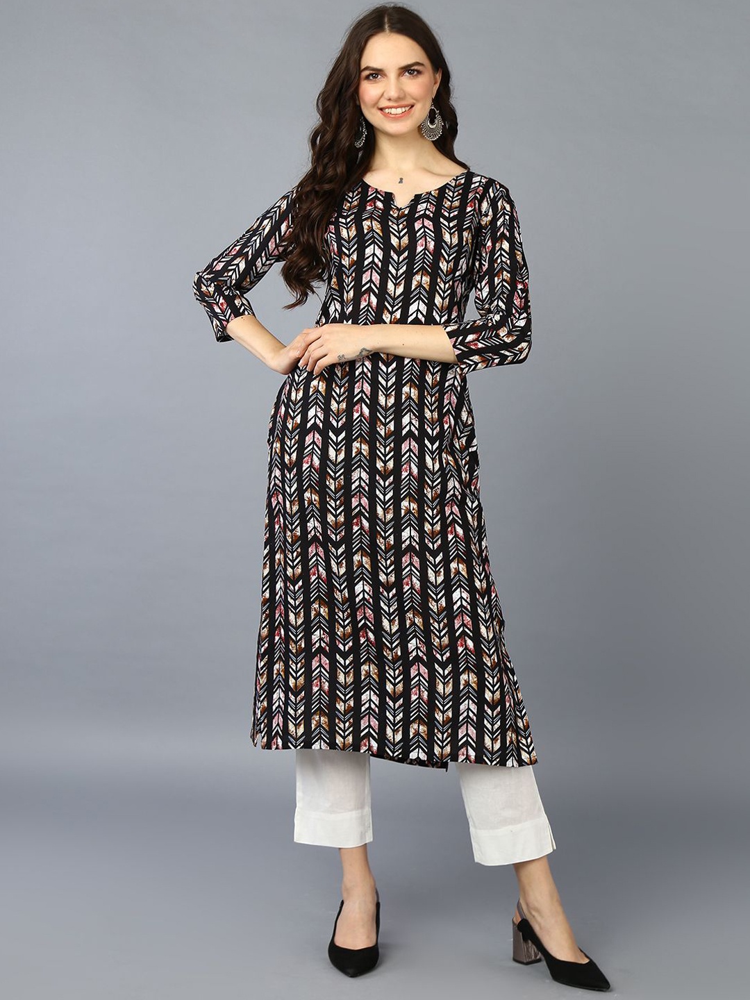 KALINI Geometric Printed Notch Neck Straight Kurta, Black