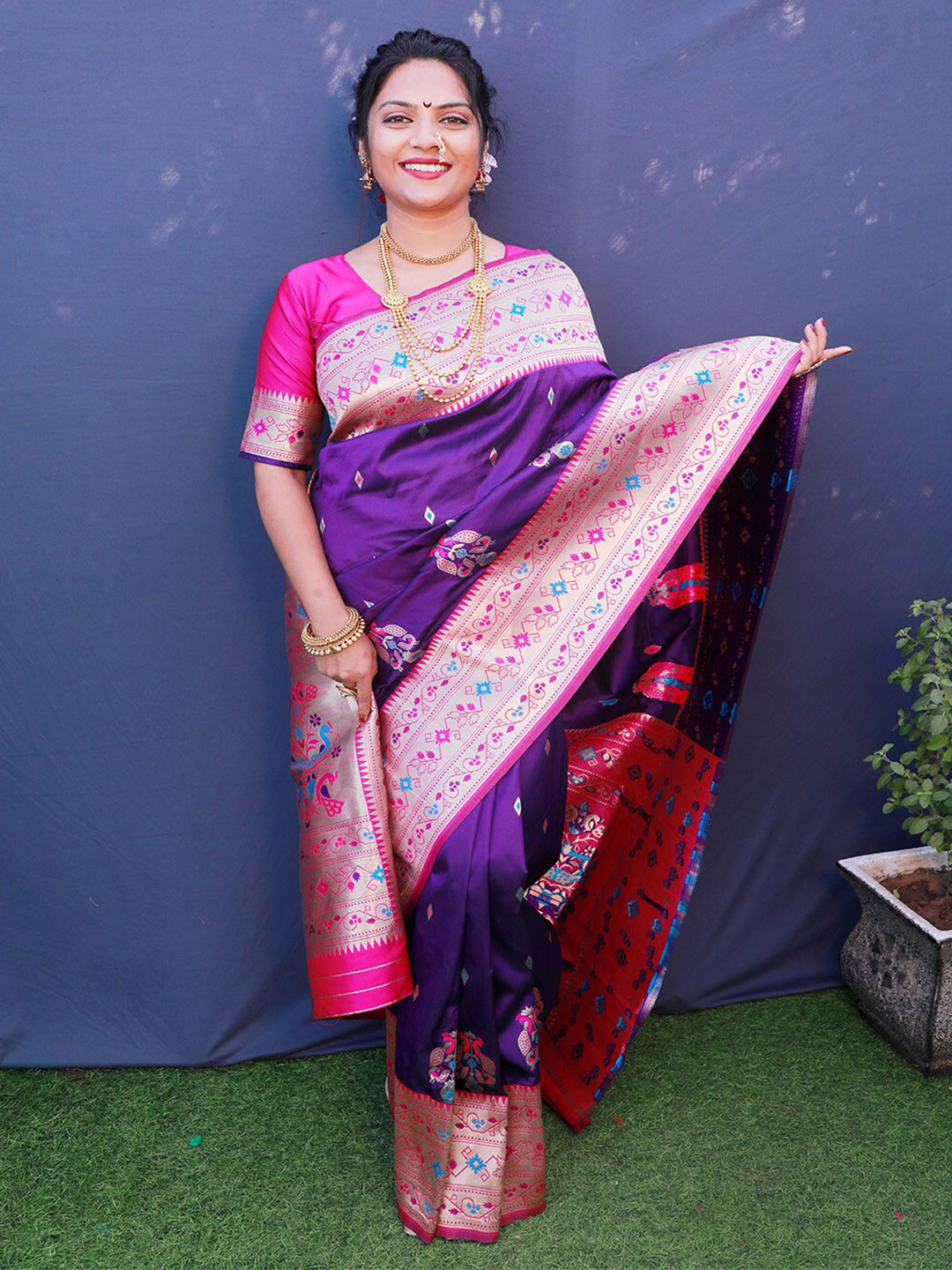 

Anouk Floral Zari Pure Silk Paithani Saree, Purple