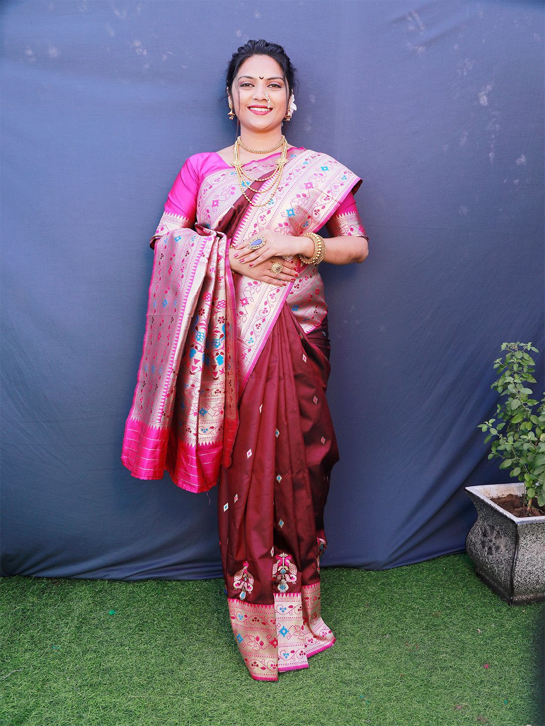 

Anouk Woven Design Zari Pure Silk Paithani Saree, Burgundy