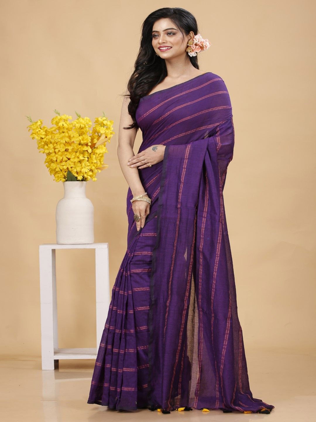 

Bong ButiQ Striped Pure Cotton Handloom Khadi Saree, Purple