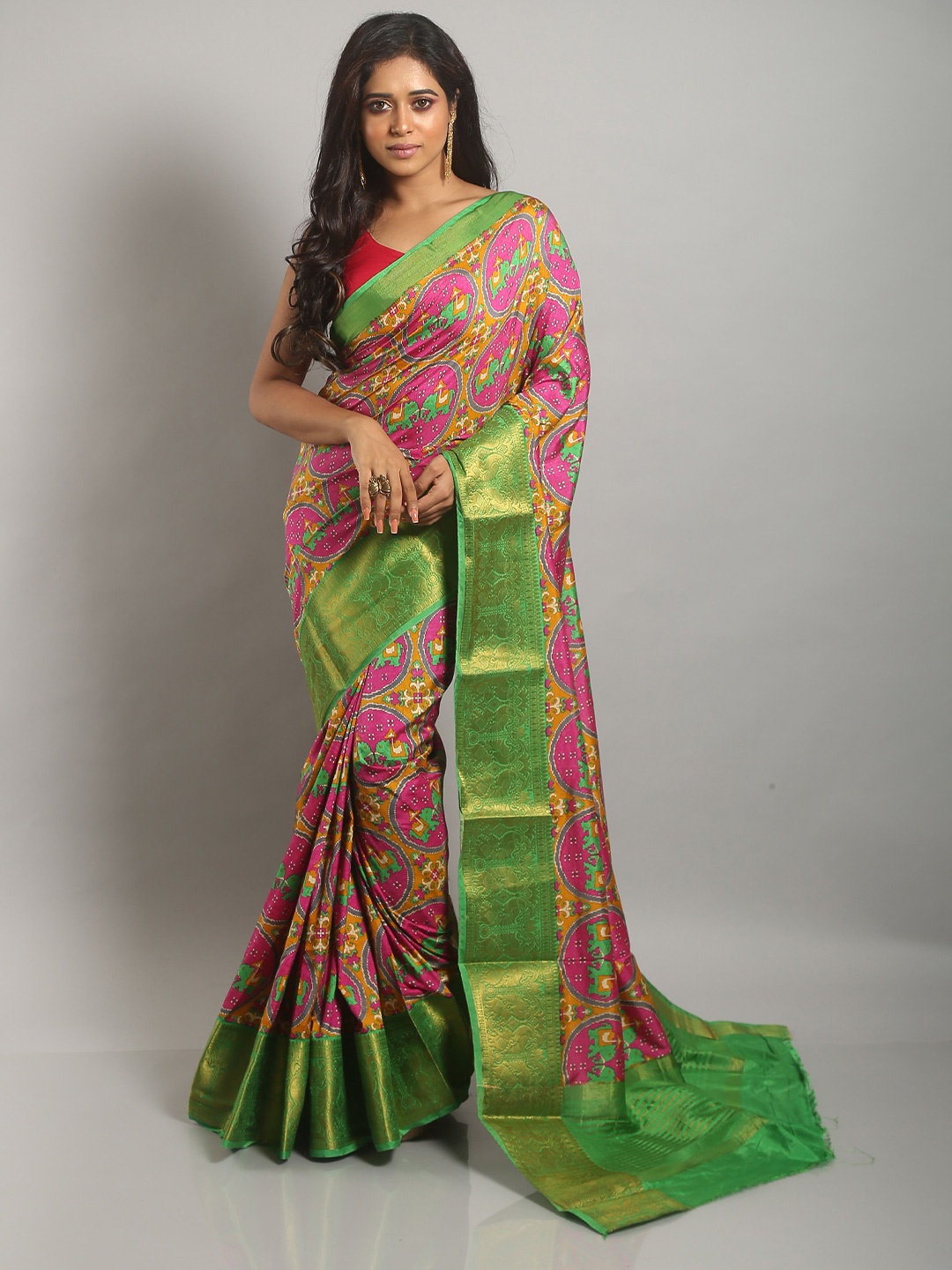 

Urbane Essence Zari Pure Silk Saree, Pink