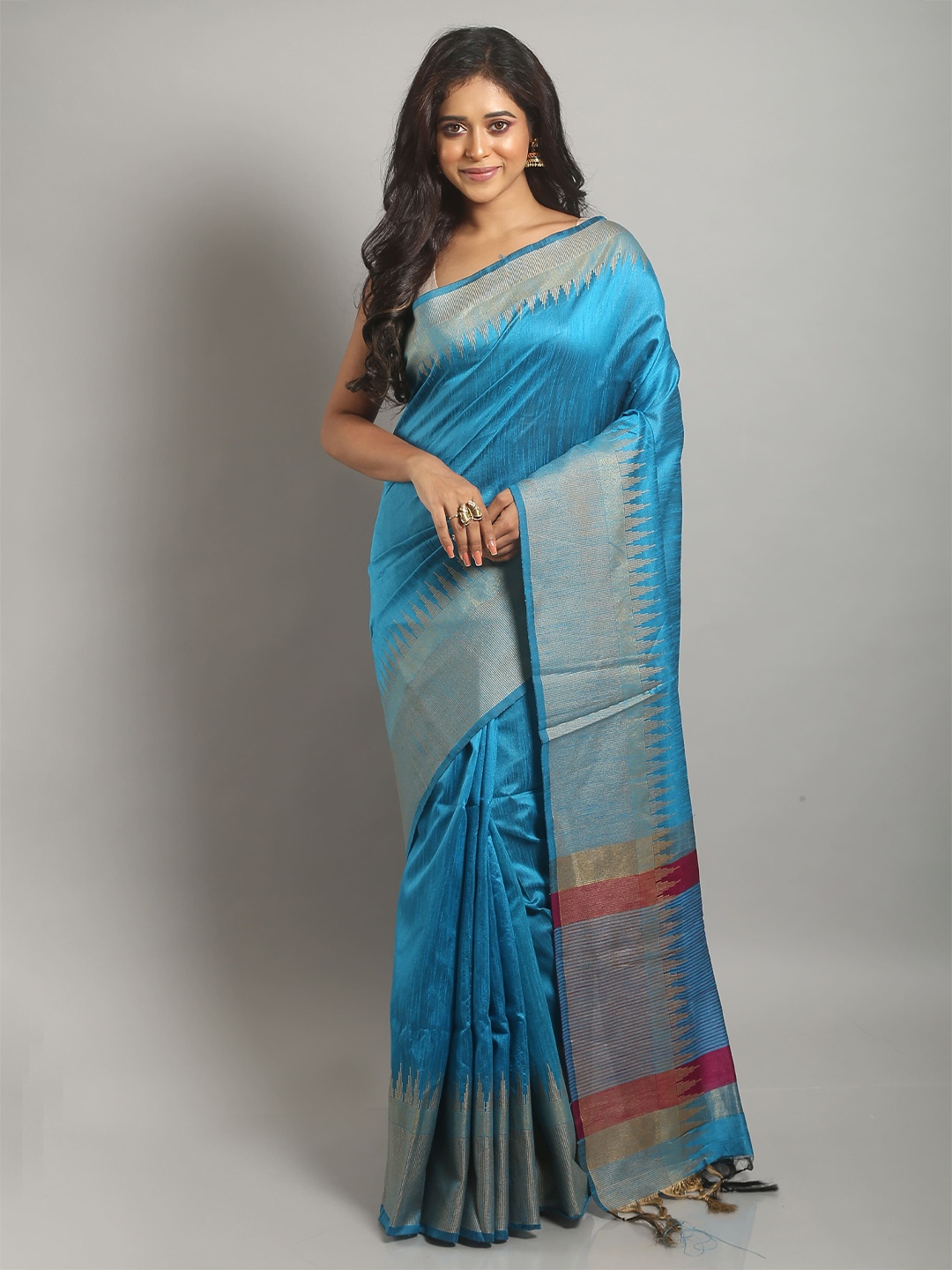 

Urbane Essence Zari Pure Silk Saree, Blue