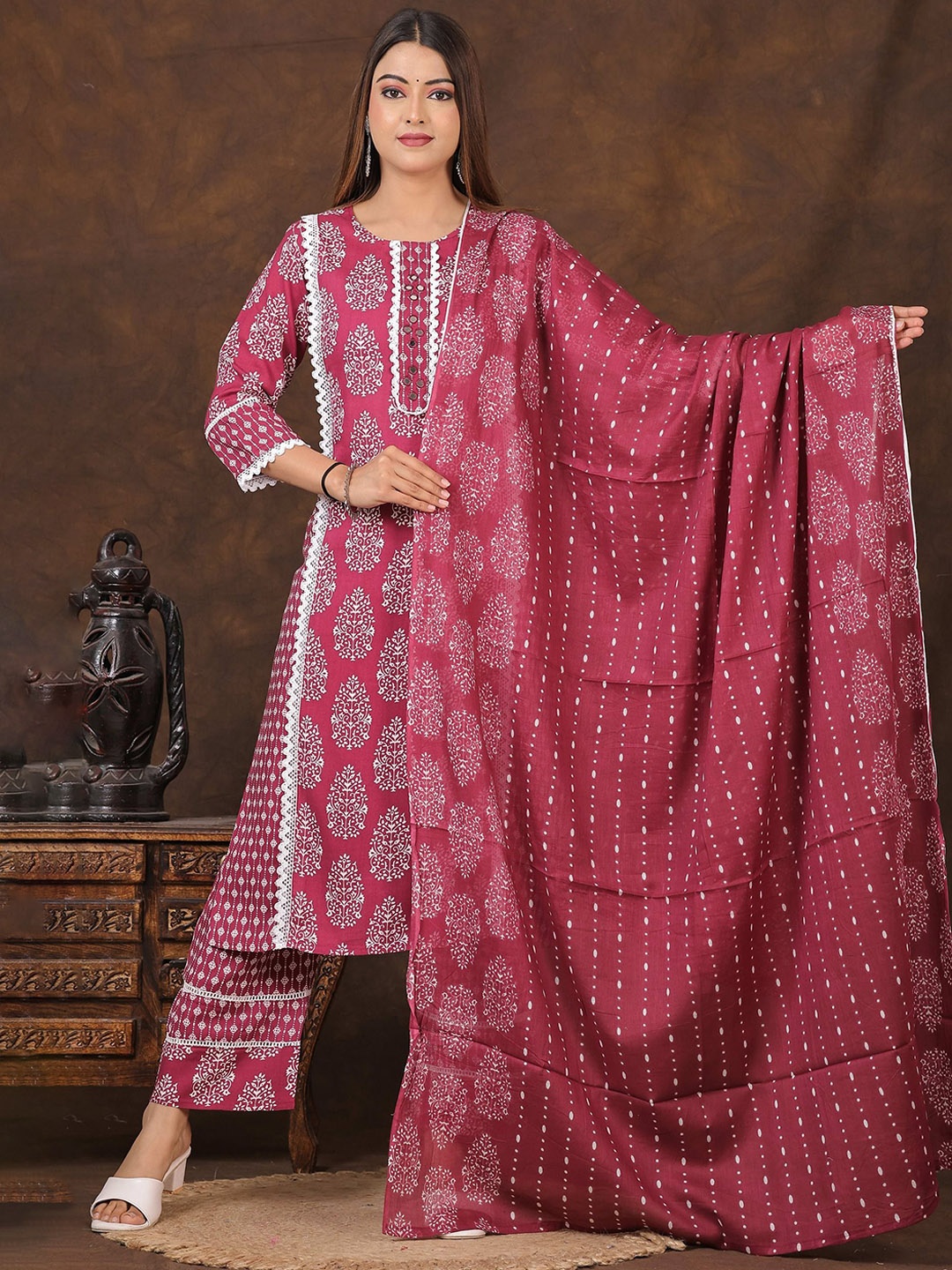 

PARTHVI Printed Round Neck Thread Work Kurta with Palazzos & Dupatta, Maroon
