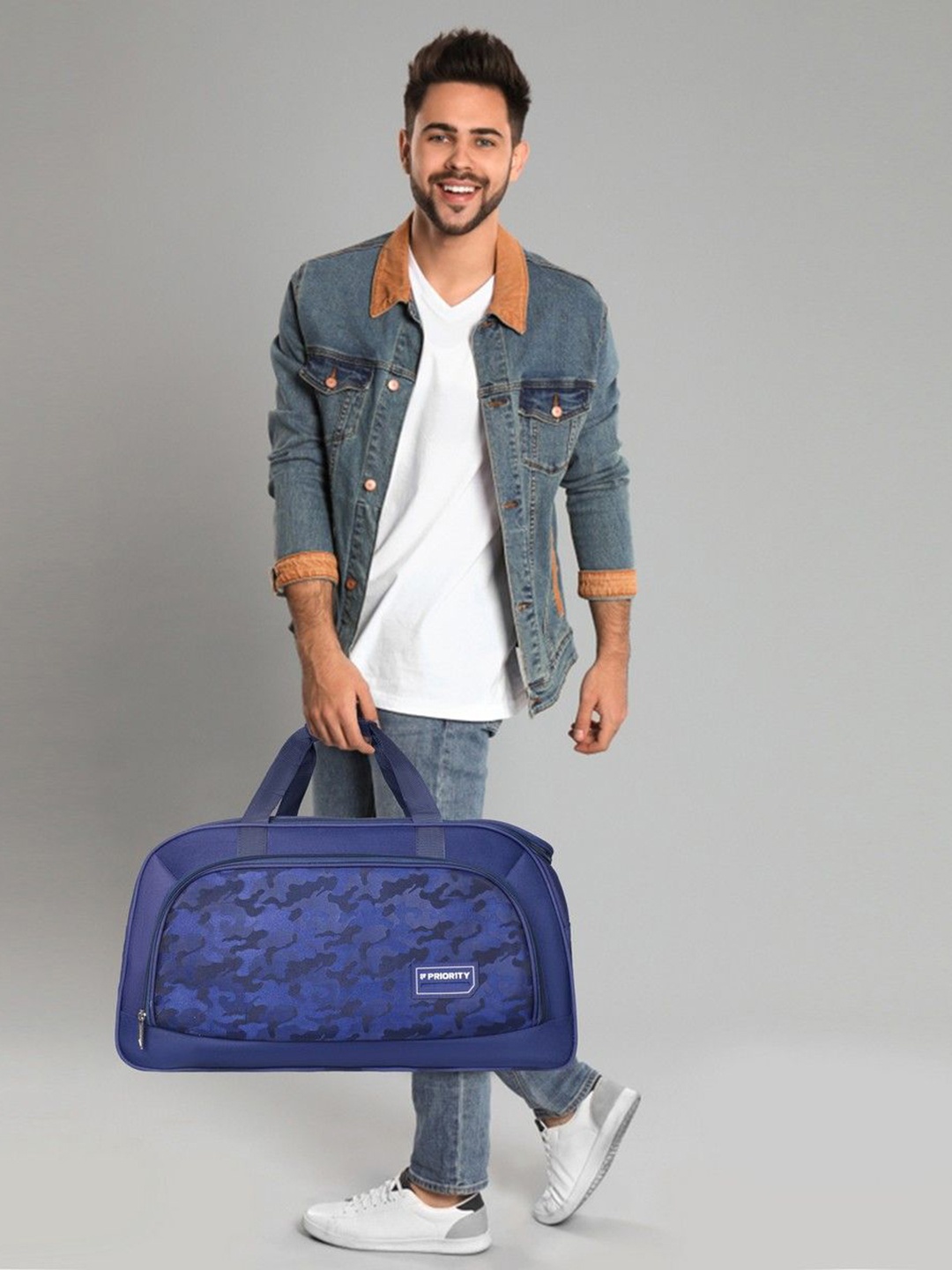 

Priority Medium Casual Duffel Bag With Wheel, Navy blue