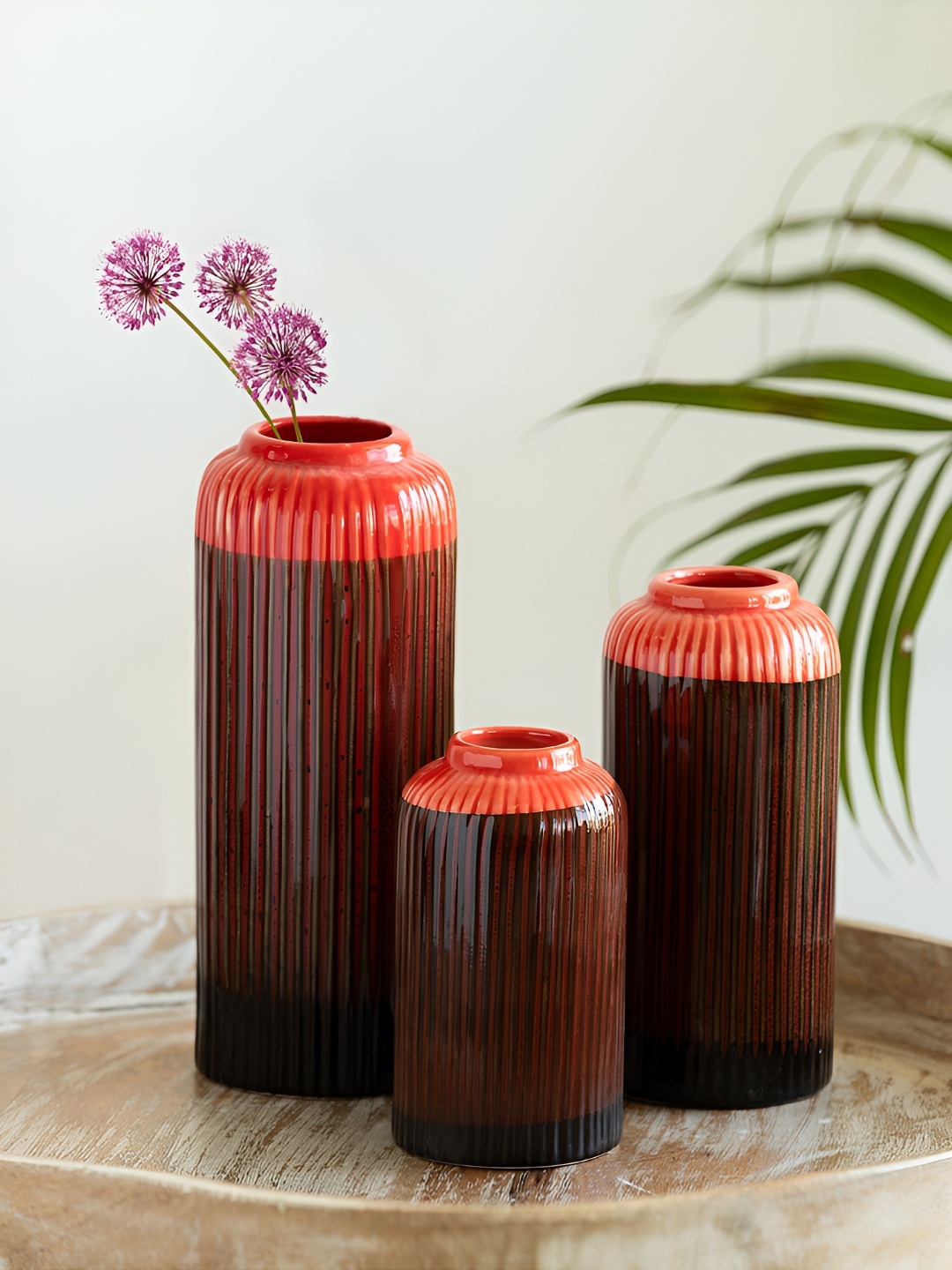 

ExclusiveLane Red & Brown 3 Pieces Textured Ceramic Flower Cylindrical Vases