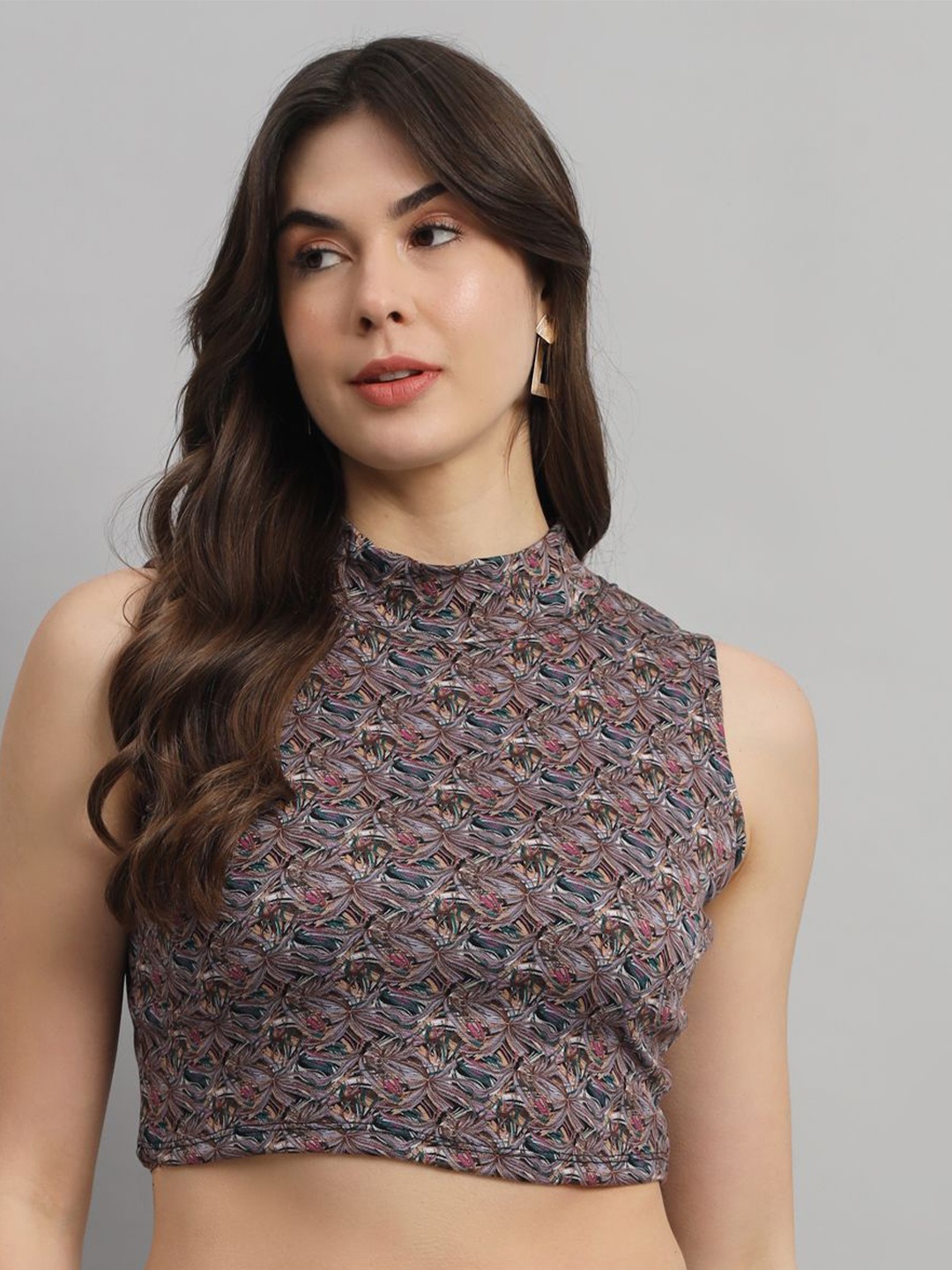 SCORPIUS Floral Printed High Neck Sleeveless Fitted Crop Top, Grey